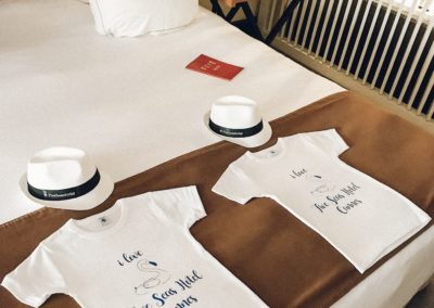 Design produit – T-shirt enfant – Five Seas Hotel 5*